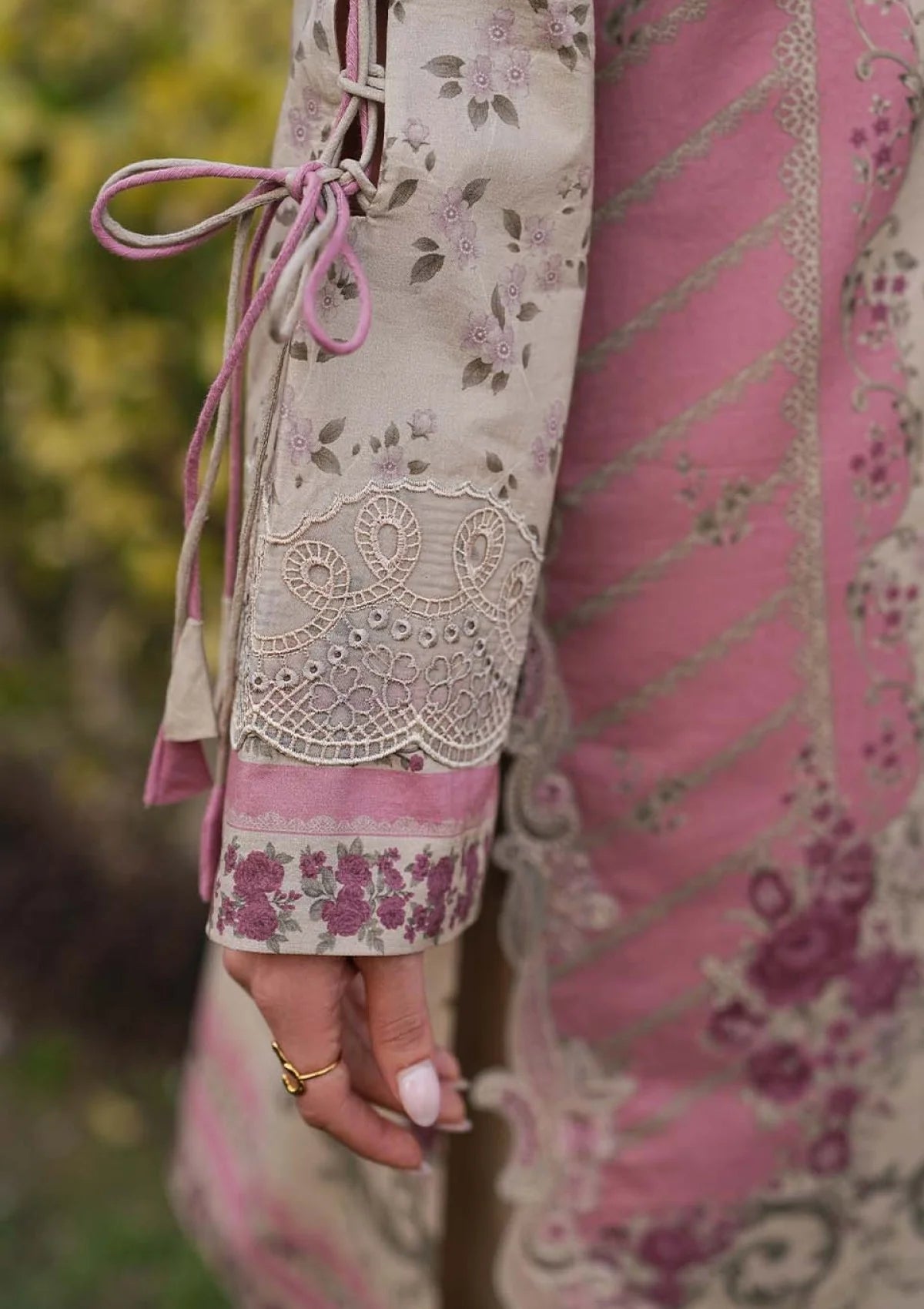 Lawn - Zarqash - Luxe Lawn Eid Edit 26 - ZQL004