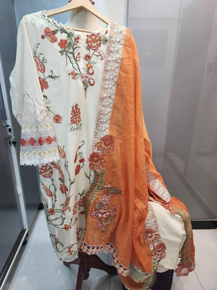 Mavi Pret – The Stitched Edit | Saira Shakira