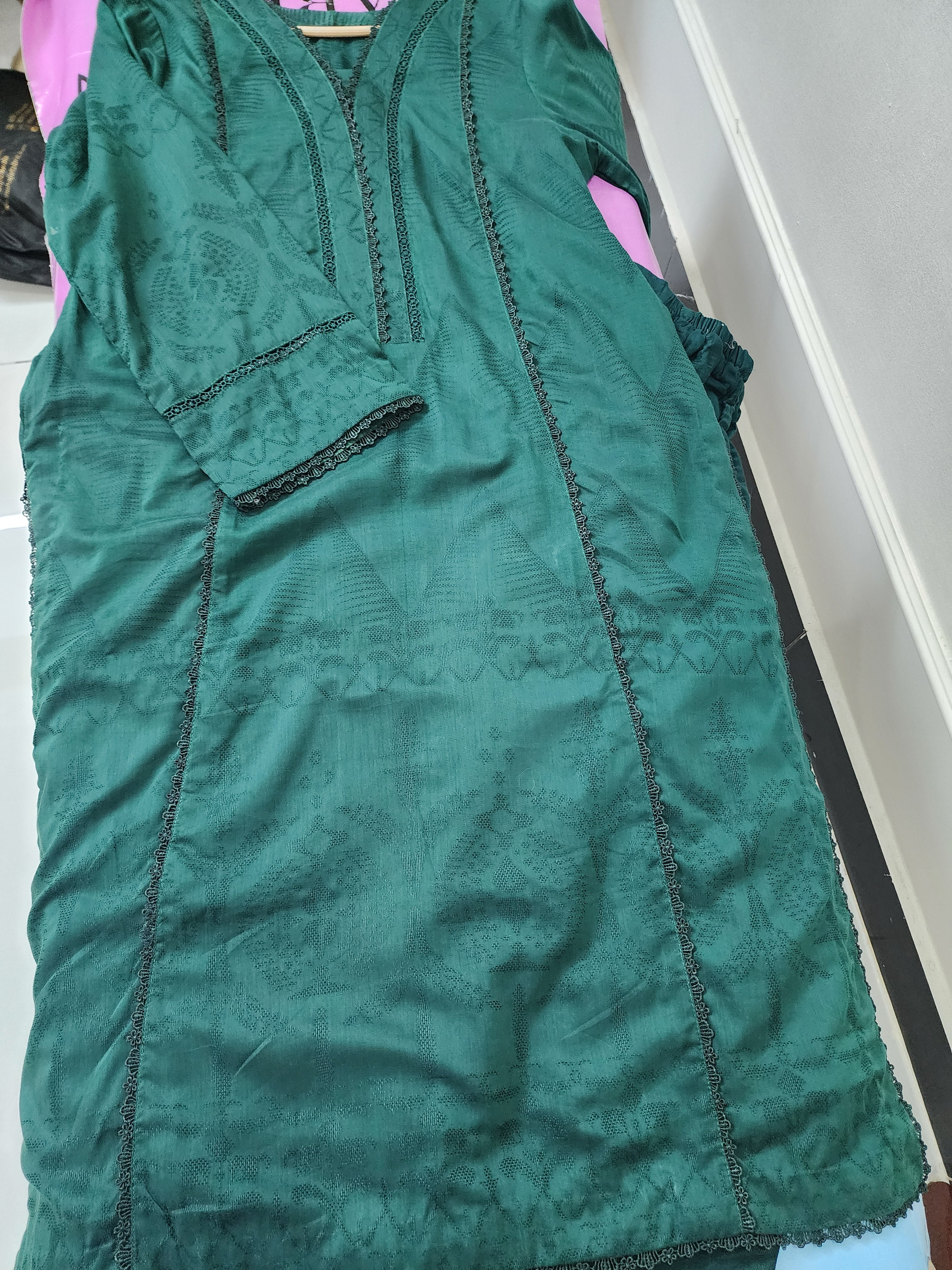 Mavi's Cords CD03 – Pure Lawn | Nishat Green