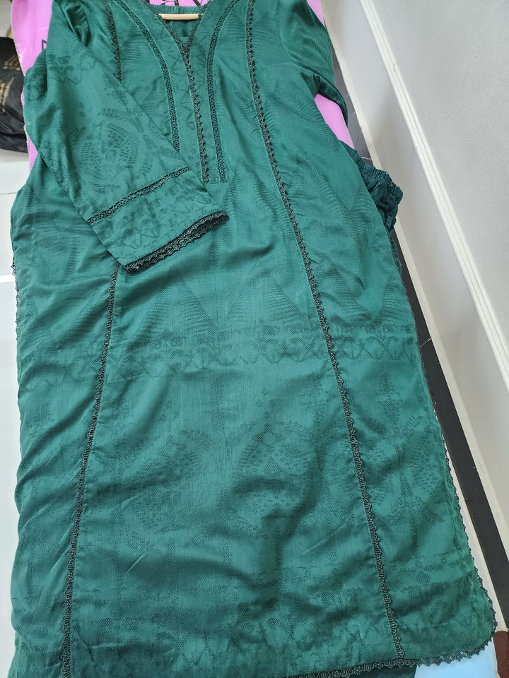 Mavi's Cords CD03 – Pure Lawn | Nishat Green