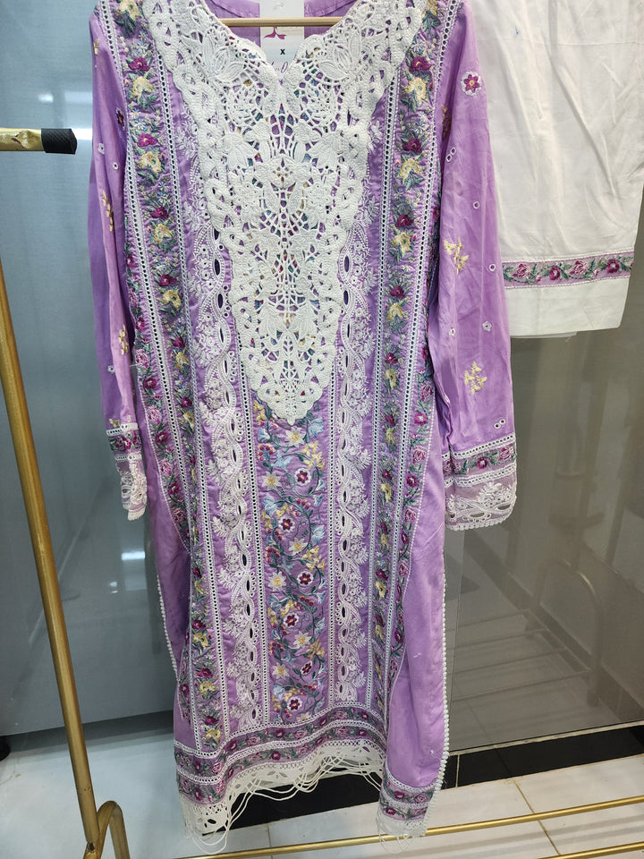 Mavi's Pret Mushq Lilac  2pc
