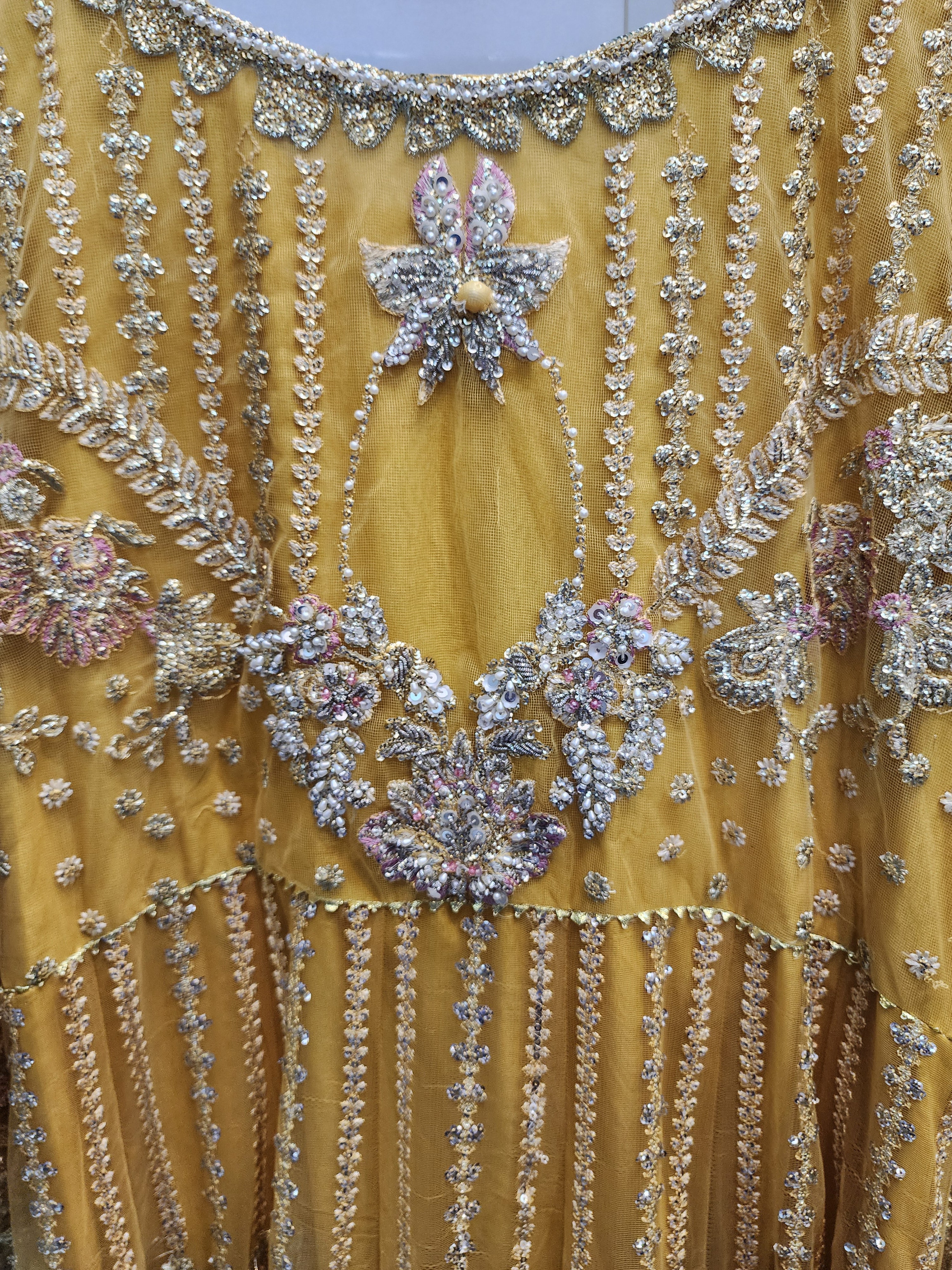 Mavi's Formal – Mushq Luxury Hand Embellished Maxi | Mustard | Large | 101% Original