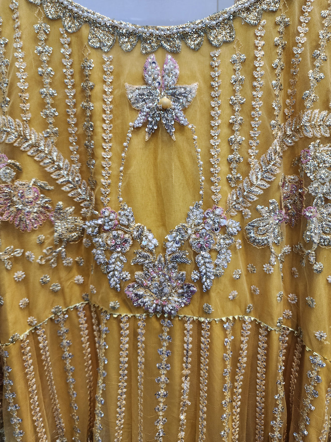 Mavi's Formal – Mushq Luxury Hand Embellished Maxi | Mustard | Large | 101% Original