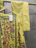 Zaha Luxury Lawn 3PC Stitched Suit – Thread Work Embroidered | Mavi's Pret | 101% Original