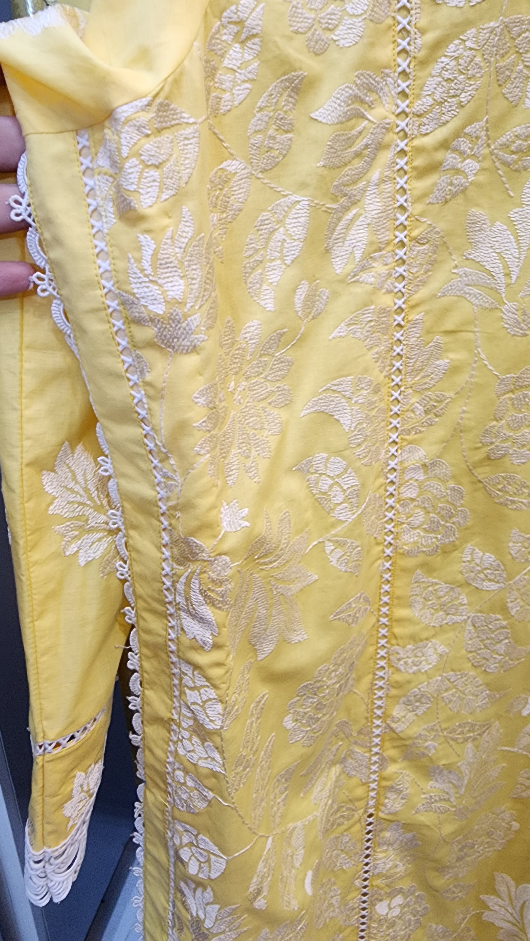 Mavi Pret Bareeze Luxury Embroidered Lawn 3PC – Butter Yellow | Stitched Ready to Wear | 101% Original