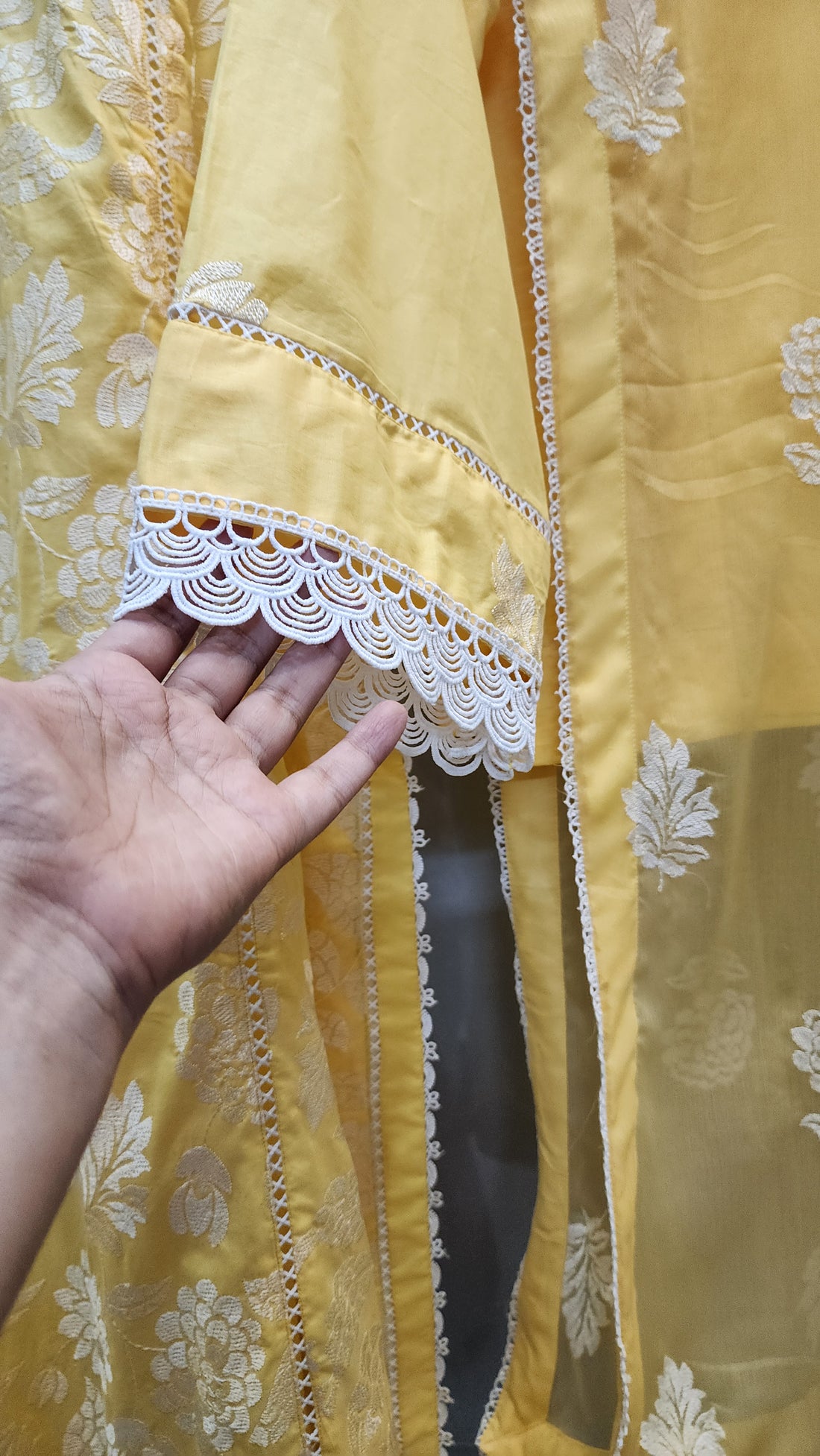 Mavi Pret Bareeze Luxury Embroidered Lawn 3PC – Butter Yellow | Stitched Ready to Wear | 101% Original