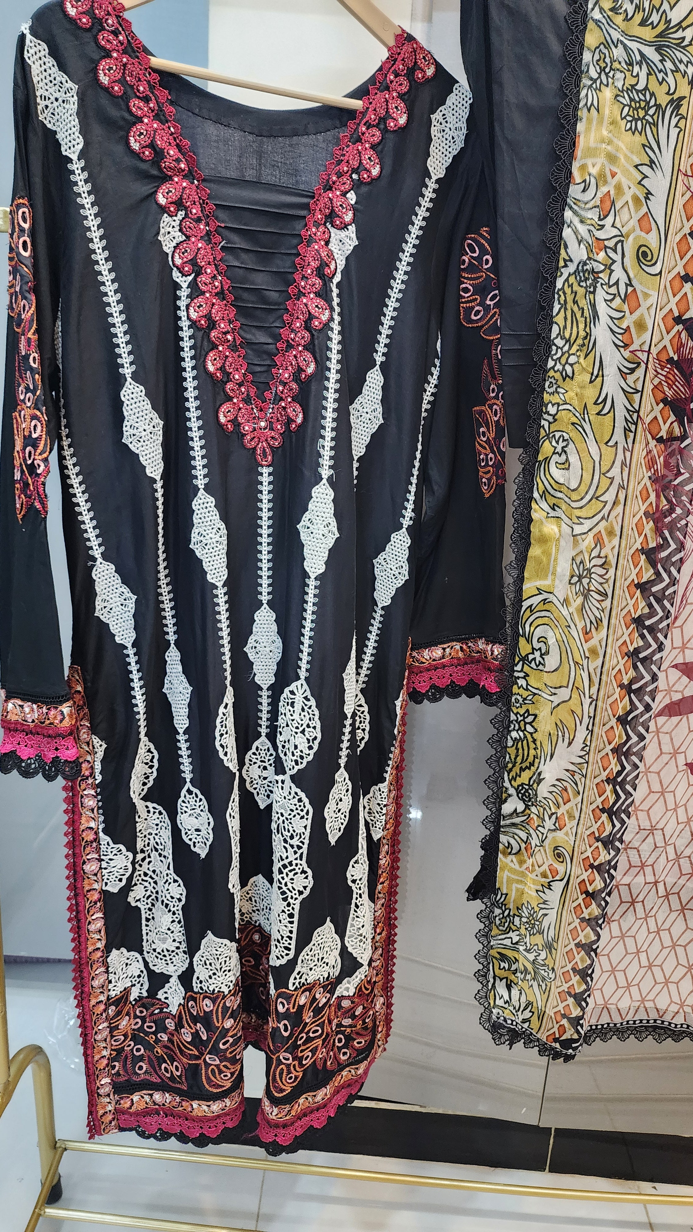 Mavi Pret Mushq Manaram Luxury Embroidered Lawn 3PC Black | Stitched Ready to Wear
