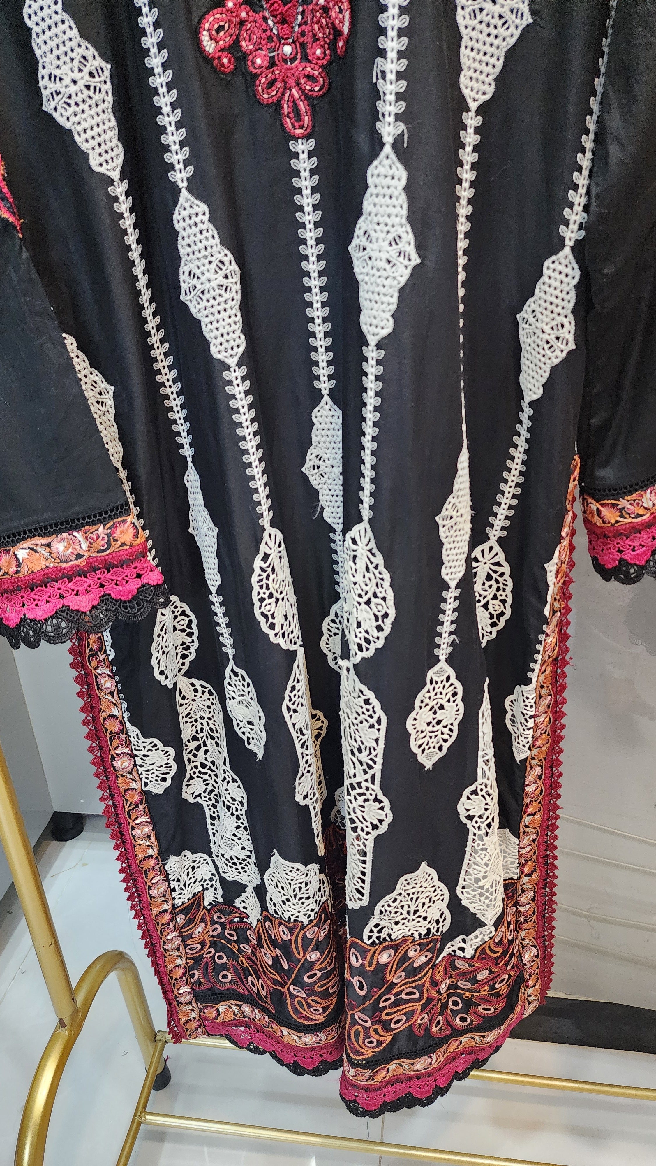 Mavi Pret Mushq Manaram Luxury Embroidered Lawn 3PC Black | Stitched Ready to Wear