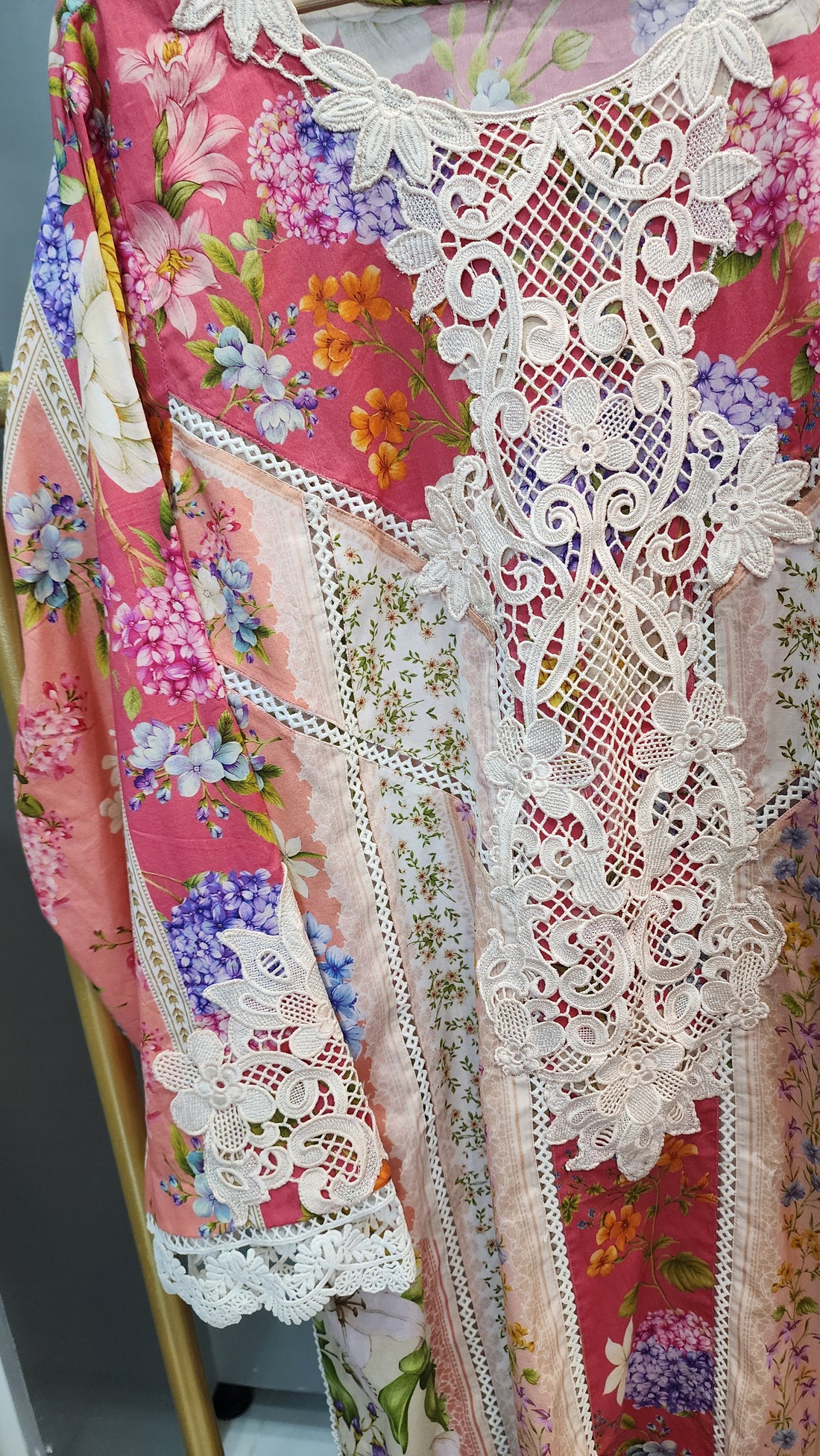 Mavi Pret Mprint Luxury Embroidered Lawn 3PC | Stitched Ready to Wear