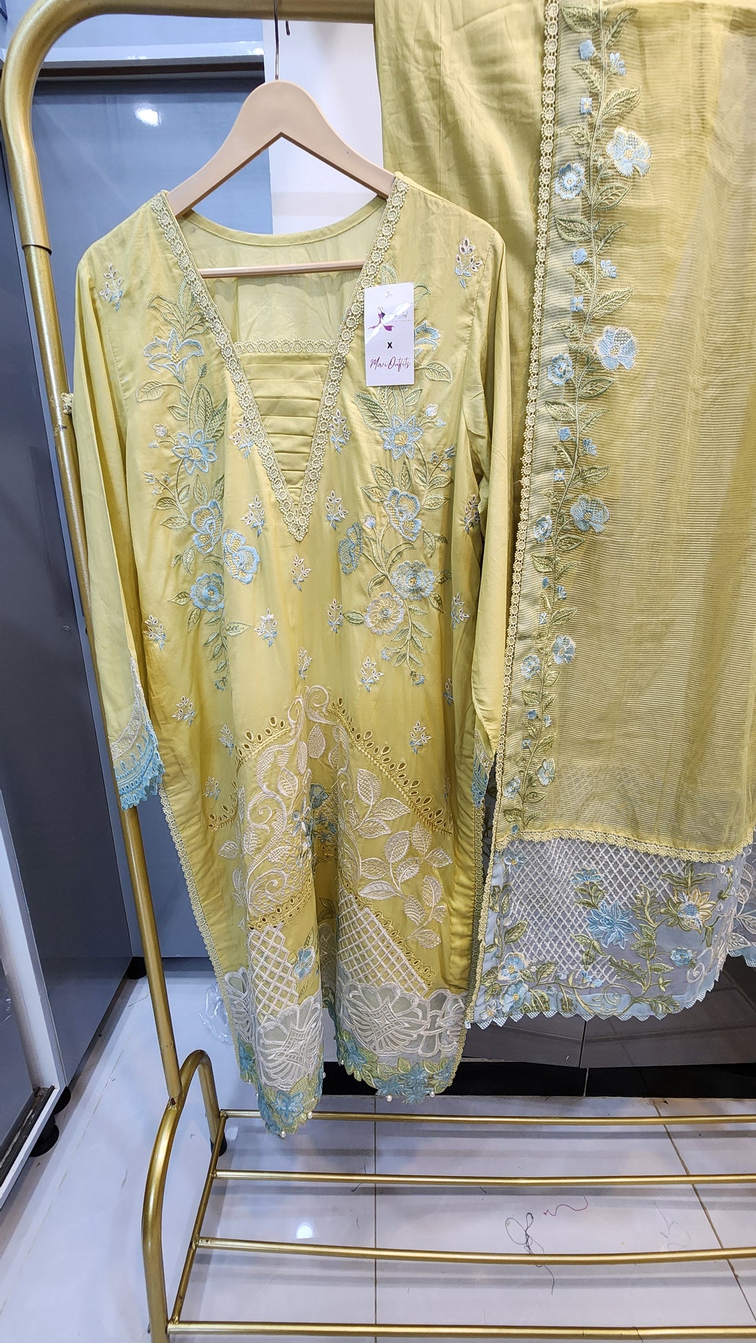 Mavi Pret Luxury Embroidered Lawn Lemon 3PC | Stitched Ready to Wear