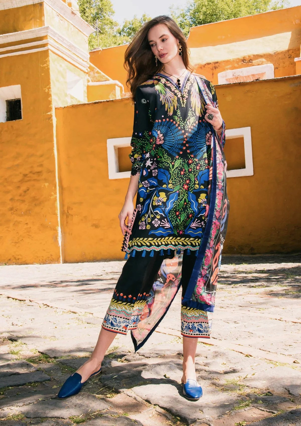 Lawn - Mushq - Hemline La Dolce Prints Vol-2 - HUN25#18B - Spring Bouquet