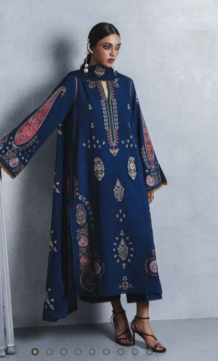 Jugnu Nehri – Embroidered Karandi 3PC Unstitched