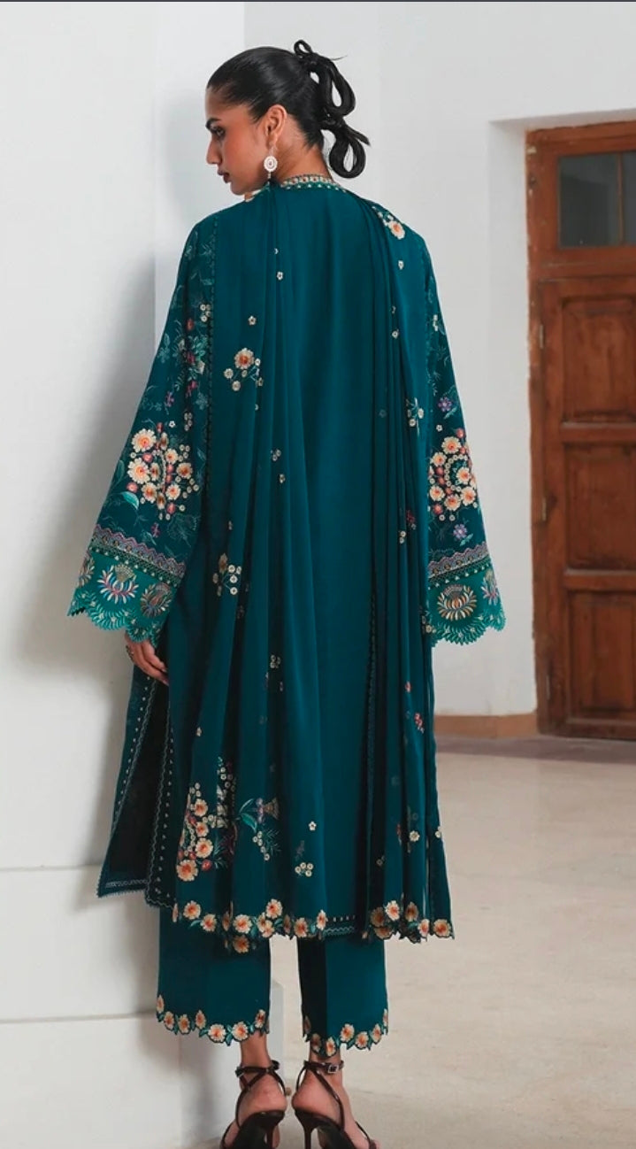 Jugnu Baagh – Embroidered Karandi Unstitched Suit