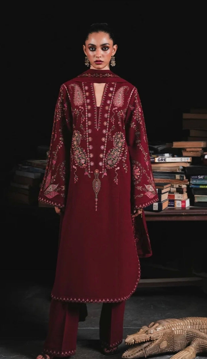 Jugnu Parul – Embroidered Karandi Unstitched Suit