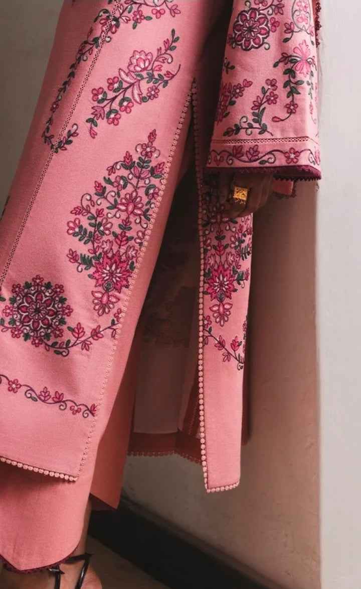 Jugnu Dahlia – Embroidered Karandi 3PC Unstitched