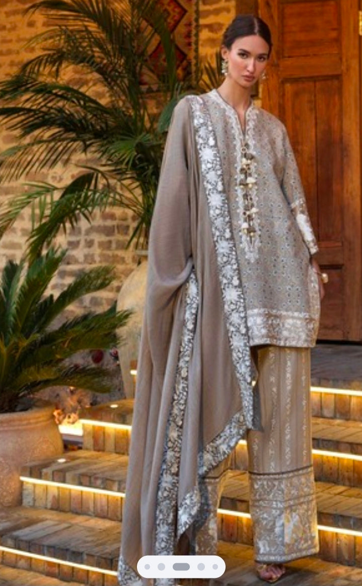 Mushq Broadway Eastern Empress | Echoes of Registan