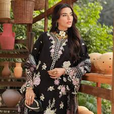 Lawn - Maryam Hussain - Luxury 26 - Noir