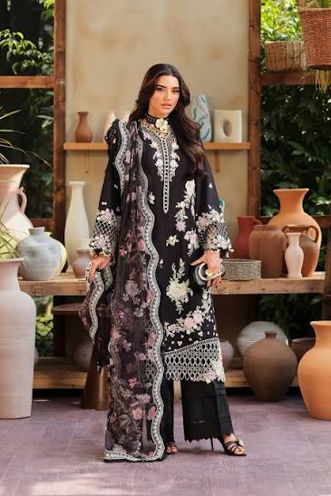 Lawn - Maryam Hussain - Luxury 26 - Noir