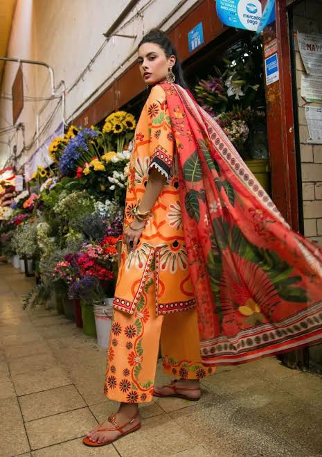 Lawn - Mushq - Hemline La Dolce Prints Vol-2 - HUN25#20B - Mulberry Tree