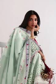 Lawn - Suffuse - Luxury Unstitched 26 - SEROLI