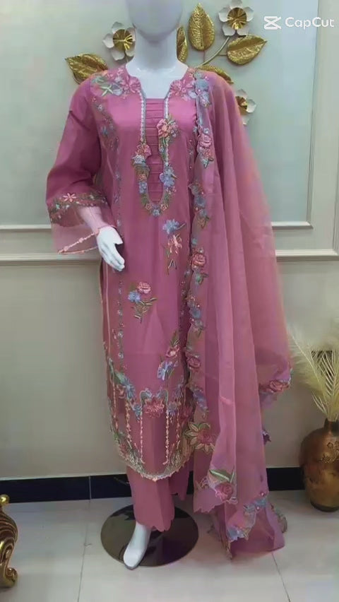 Mavi Pret Maryum Hussain Aesar Luxury Embroidered 3PC | Ready to Wear