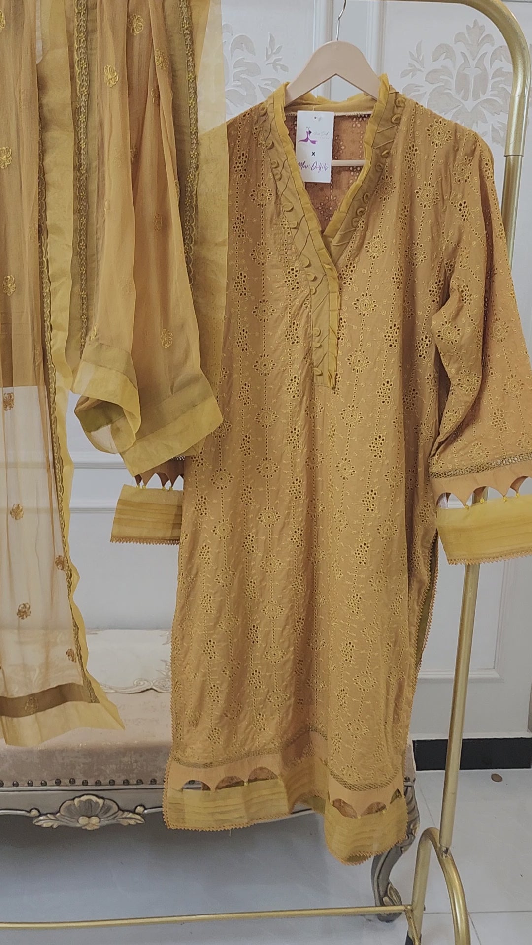Mariab M.Luxe RTW Mustard LF-404 | 3Pc Chikankari Suit