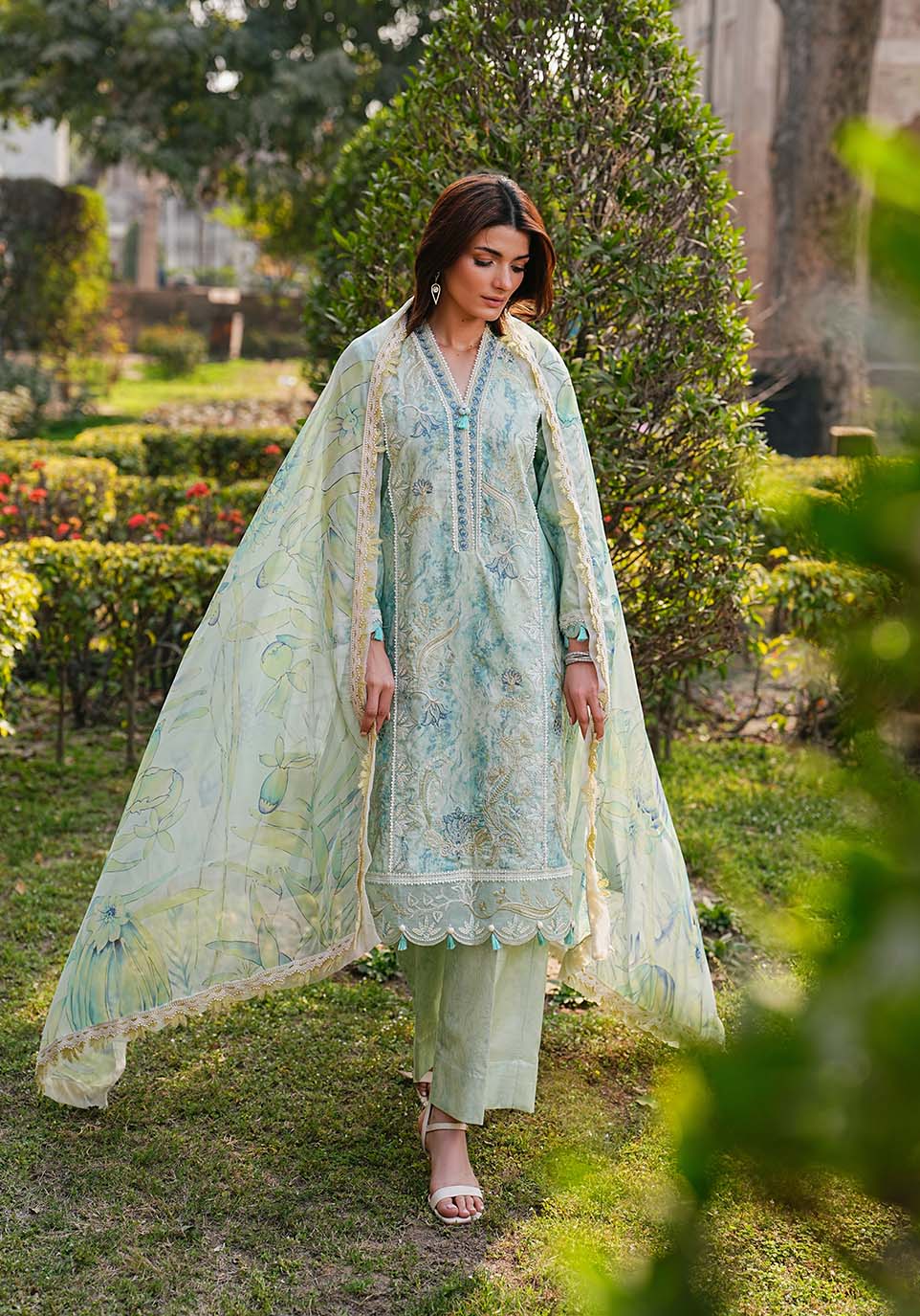 Lawn - Zarqash - Luxe Lawn Eid Edit 26 - ZQL001